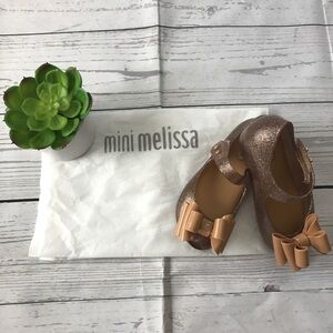 Mini‎ Melissa
